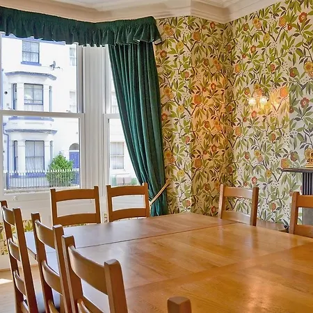 Castle View Holiday home *